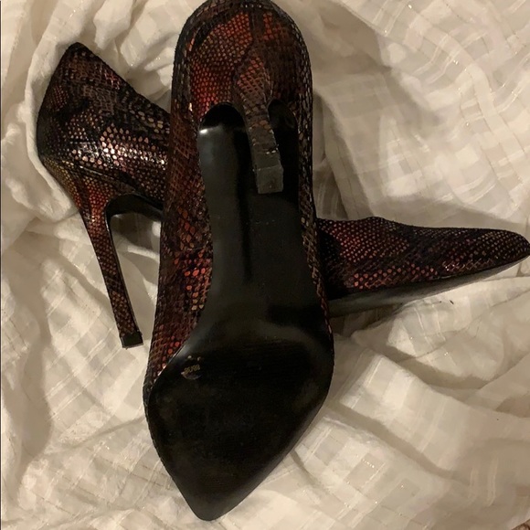 BCBGeneration - Picture 3 of 4